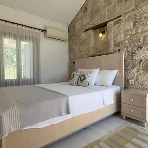 Aliko Hotel